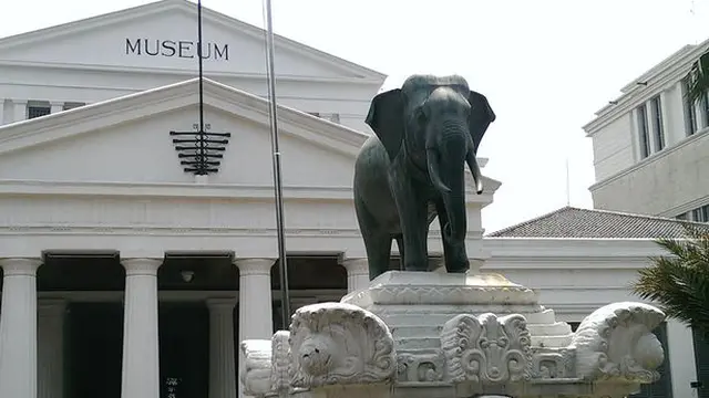 Pesona Keindahan Ibu Kota Indonesia di Mata Turis Dunia