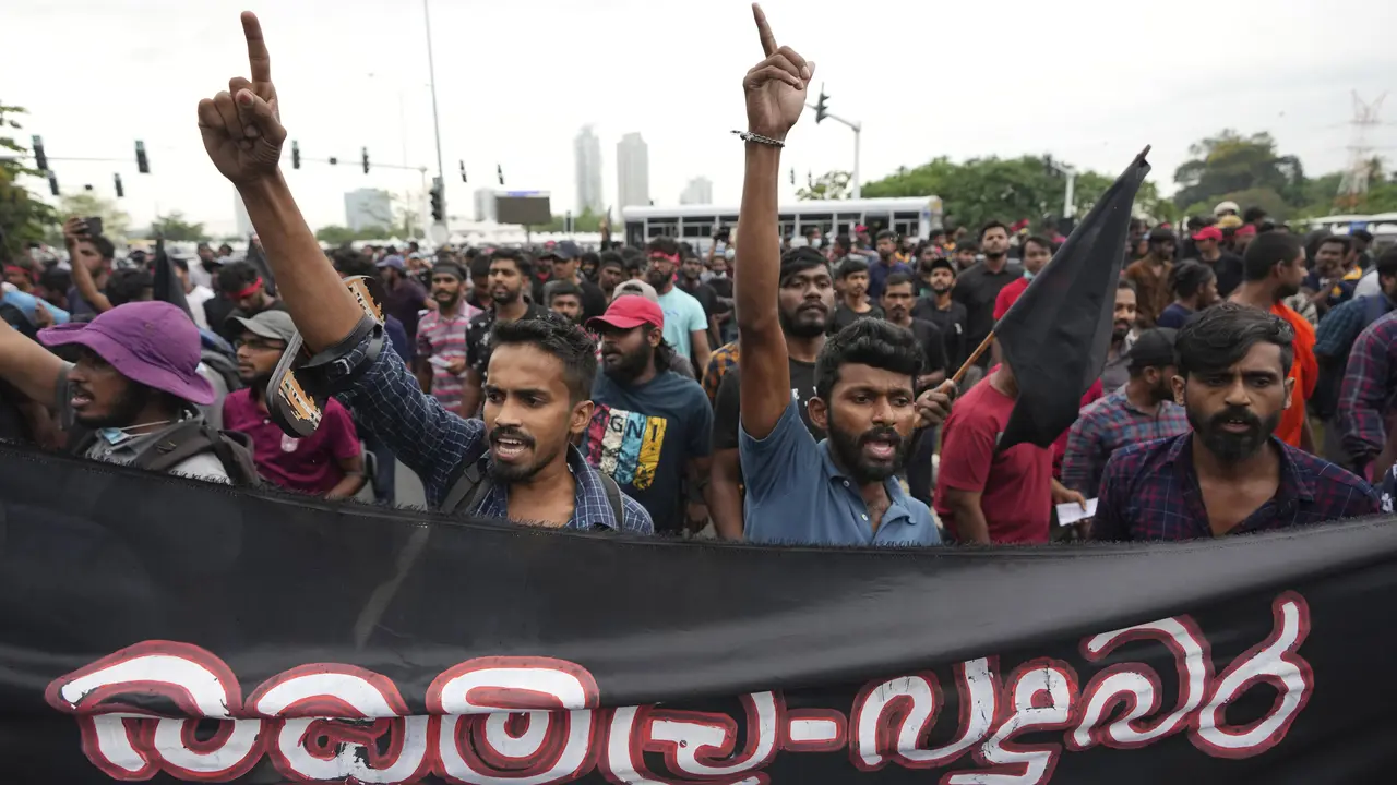 Bentrokan Mahasiswa dan Polisi di Sri Lanka