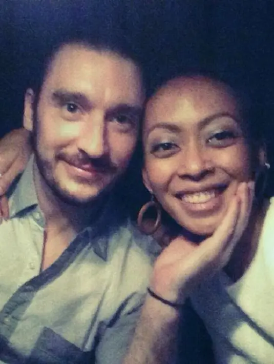 Jono GBS rela memeluk agama Kristen lagi setelah sempat masuk Islam demi menunjukan keseriusan dengan sang kekasih. (Via Twitter/@nyep_nyep)