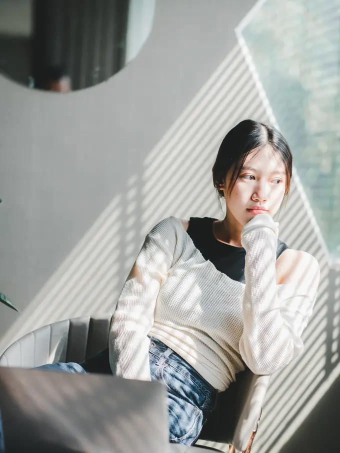 perempuan dan 18 juni sedih