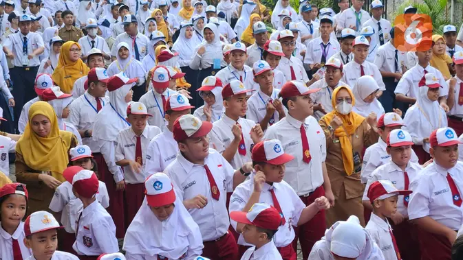 Untung Rugi Wacana Siswa Batal Otomatis Naik Kelas