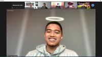 Direktur Utama Persis Solo, Kaesang Pangarep, memakai filter angel ring saat zoom Piala Wali Kota Solo 2021. (Tangkapan layar Zoom Piala Wali Kota Solo 2021).