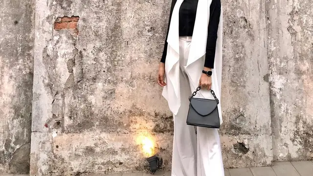 7 Potret Terbaru Nadira Sungkar Pemain Sinetron Roda Roda Gila