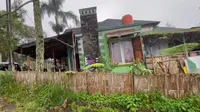 Cerita Pasangan Jadi Satu-satunya Penghuni di Perumahan Terbengkalai Sukabumi