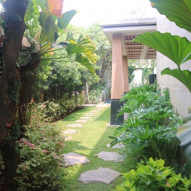 Mewah dan Luas, Ini 6 Potret Rumah Sarita Abdul Mukti yang Kini Dijual