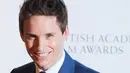 Tantangan baru didapatkan Eddie Redmayne kala didapuk sebagai trangender di film 'Danish Girl'. (Bintang/EPA)