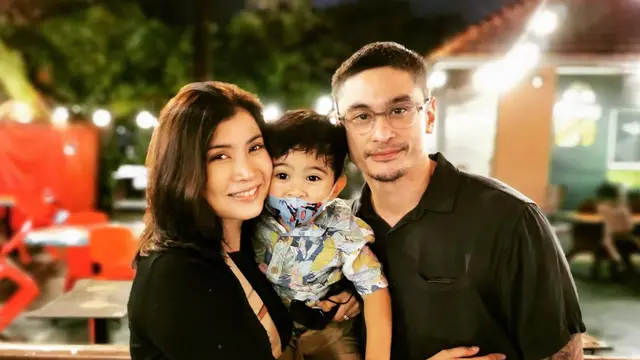 7 Potret Mesra Reuben Elishama dan Istri yang Genap Jalani 4 Tahun Pernikahan