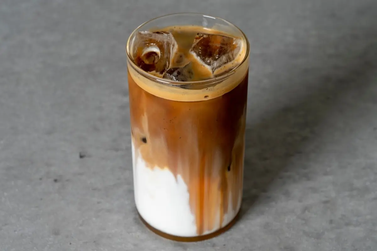 respe kopi vanilla latte ala Starbuck