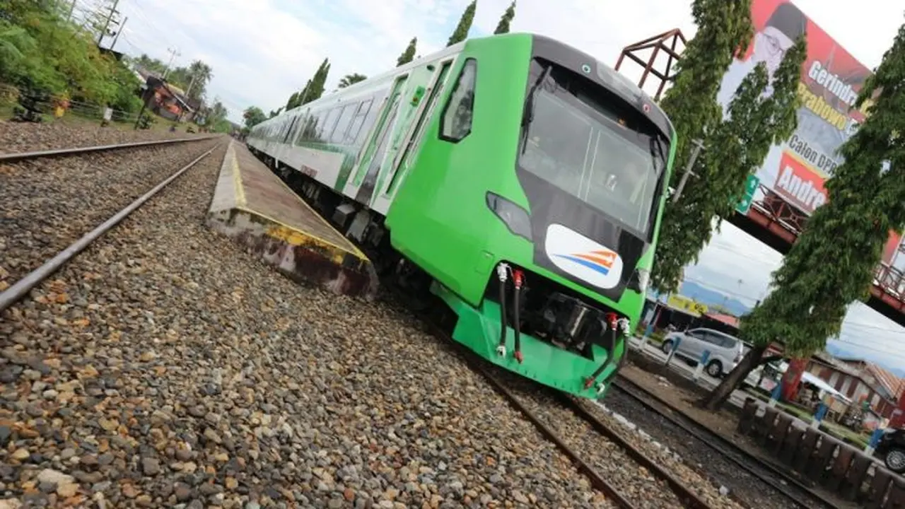 Kereta Bandara Internasional Minangkabau-Padang sudah dapat dinikmati secara mudah oleh para penumpang. (Dok. KSP)