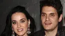 “Aku sangat menyukai kalian (Katy Perry dan John Mayer). Lekas menikahlah dan memiliki anak, kalian sangat imut jika bersama,” tulis salah satu akun di Twitter. (AFP/Bintang.com)