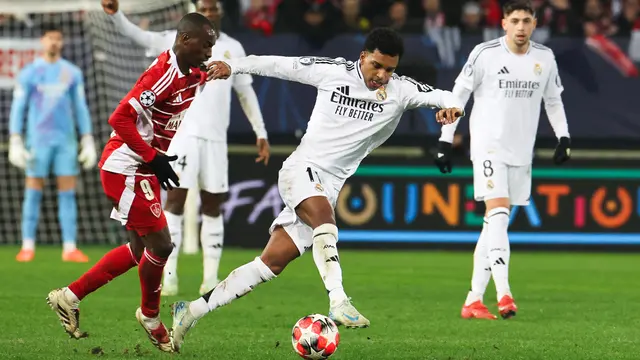 Foto: Tarian Magis Rodrygo Bawa Real Madrid Perpanjang Nafas di Liga Champions, Siap Mati-matian di Babak Play Off