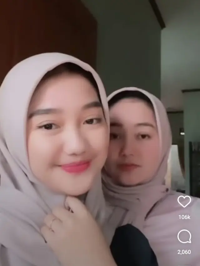 Chandrika Chika Saat Berhijab