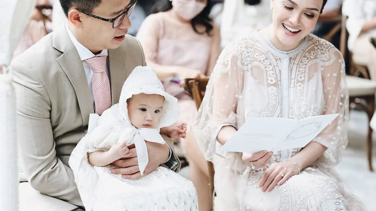 7 Momen Anak Shandy Aulia Dibaptis, Penuh Kebahagiaan Sekaligus Haru