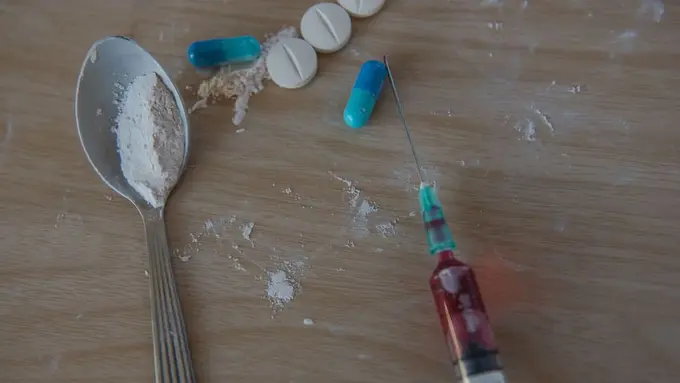 [Bintang] Apa Itu Dumolid yang Dikonsumsi Tora Sudiro dan Mieke Amalia?