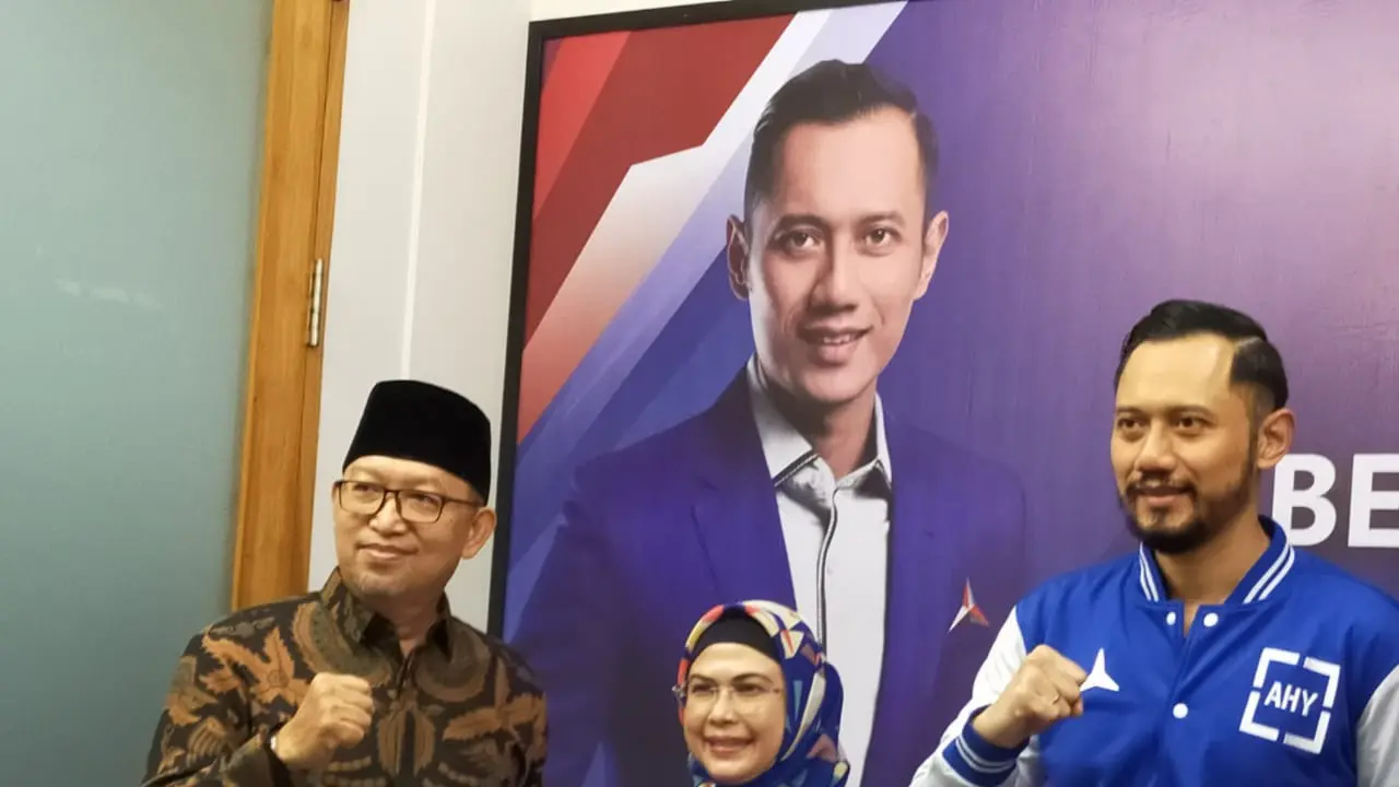 Dewan Pimpinan Pusat Partai (DPP) Demokrat, resmi mengusung anak Wakil Presiden Ma'aruf Amin, Siti Nur Azizah, yang berpasangan dengan wakilnya Ruhama Ben, dalam kontestasi Pilkada 2020.