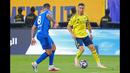 Bermain sebagai starter, Al Nassr berhasil unggul terlebih dahulu pada menit ke-37 melalui gol Mohamed Simakan. (AFP/Fayez Nureldine)