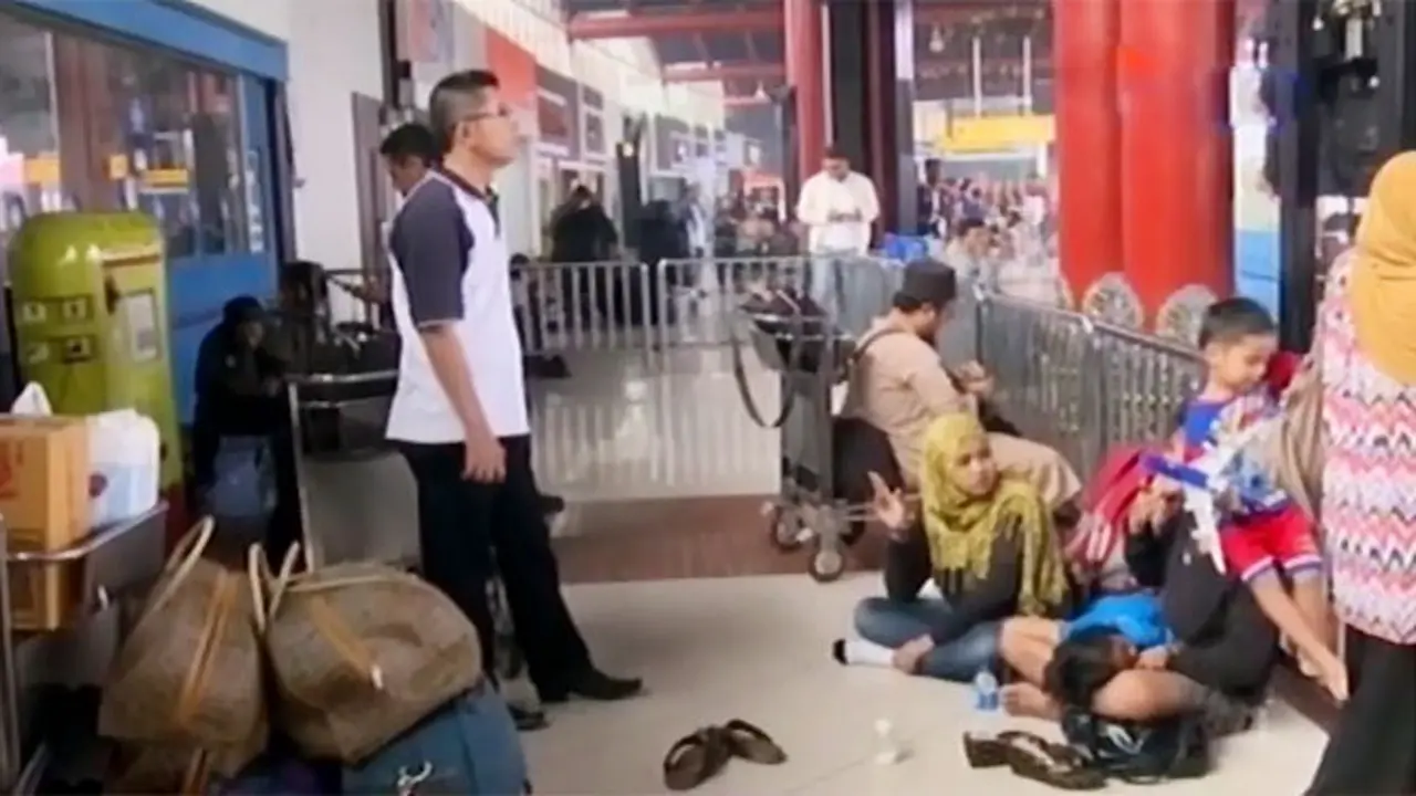 (Lip6 Siang) Bandara