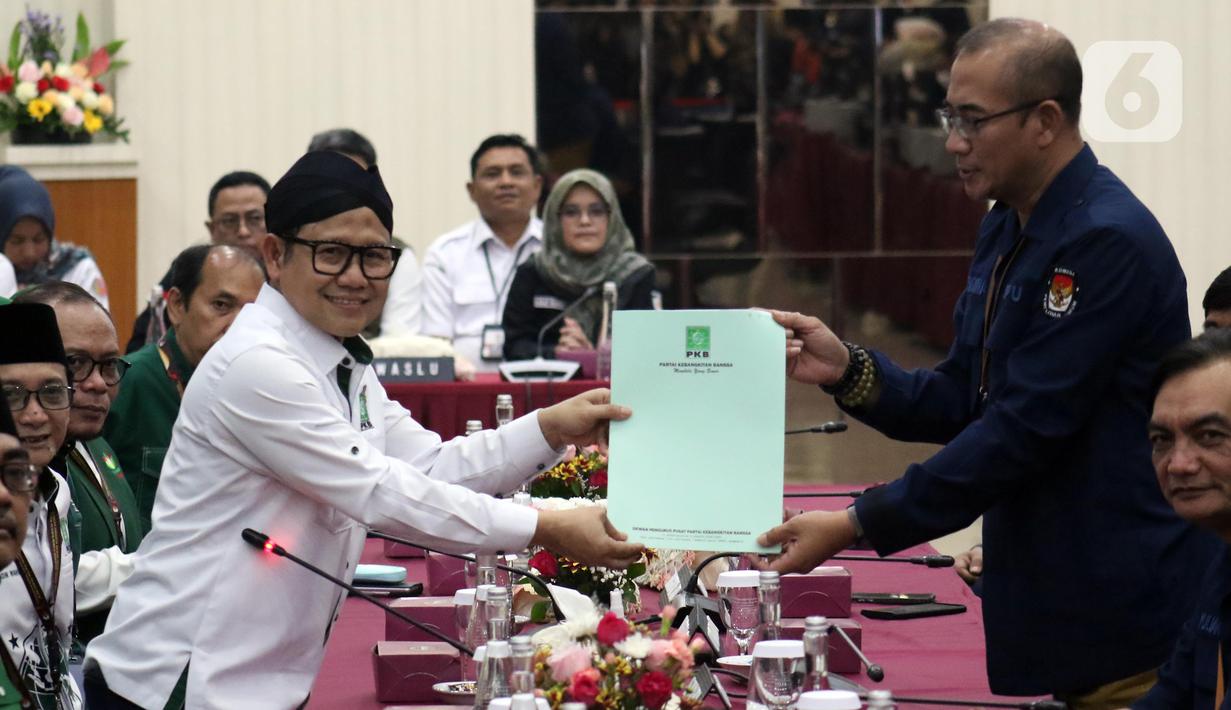 Partai Kebangkitan Bangsa (PKB) mendaftarkan 580 nama Bakal Calon Legislatif ke Komisi Pemilihan Umum (KPU) Republik Indonesia. (Liputan6.com/Helmi Fithriansyah)