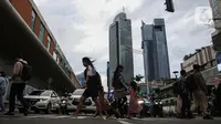 Di sisi lain, Menteri Koordinator Bidang Perekonomian, Airlangga Hartarto mengatakan kenaikan 6,5 persen itu dihitung dengan mempertimbangkan pertumbuhan ekonomi dan inflasi. (Liputan6.com/Angga Yuniar)