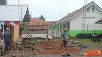 Peduli Mobil Damkar, Warga Swadaya Bangun Garasi