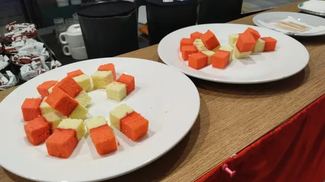 Kue Merah Putih