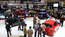  Suasana pameran Gaikindo Indonesia International Auto Show (GIIAS) 2017 di ICE BSD City, Tangerang, Banten, Kamis (10/8). Pameran ini kembali disebut-sebut sebagai pameran otomotif terbesar di Indonesia. (Liputan6.com/Angga Yuniar)