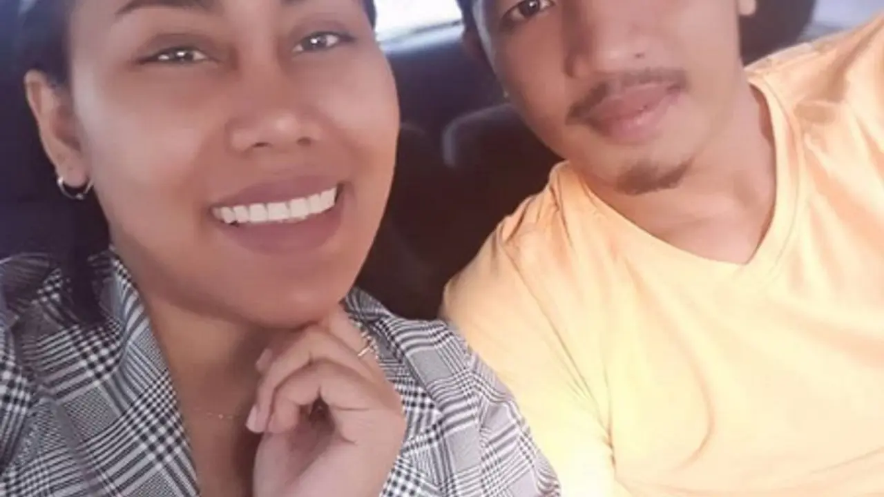 Evi Masamba dan Arif Hajrianto