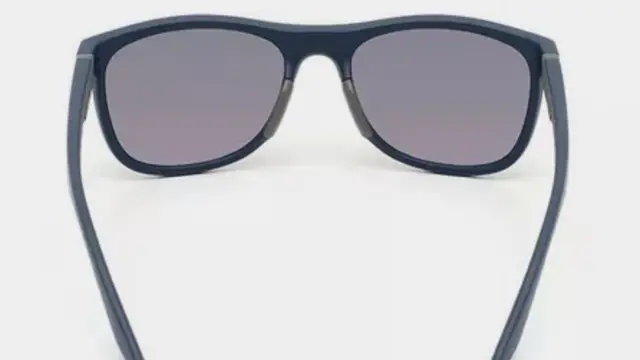 Series Sattler Sunglasses dari Brand Eiger