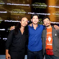 Tiga aktor laga Indonesia, Yayan Ruhian, Iko Uwais, dan Cecep Arif Rahman berhasil menembus ranah Hollywood. Mereka bertiga turut ambil bagian dalam film yang memiliki penggemar di seluruh dunia,’Star Wars’. (Andy Masela/Bintang.com)