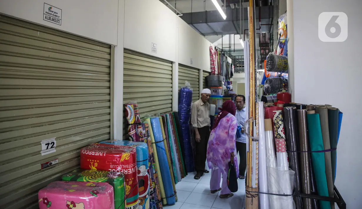 Suasana perdagangan di kawasan Pasar Rumput, Jakarta, Kamis (28/11/2019). Menurut rencana, Pasar Rumput akan diresmikan pada akhir tahun. (Liputan6.com/Faizal Fanani)