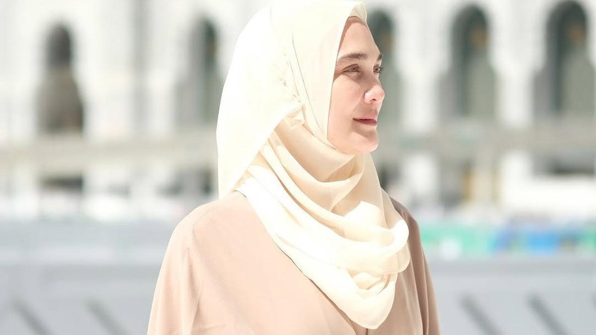 Luna Maya Inspirasi Hijab: 6 Gaya Elegan & Modis untuk Tampil Anggun Setiap Hari