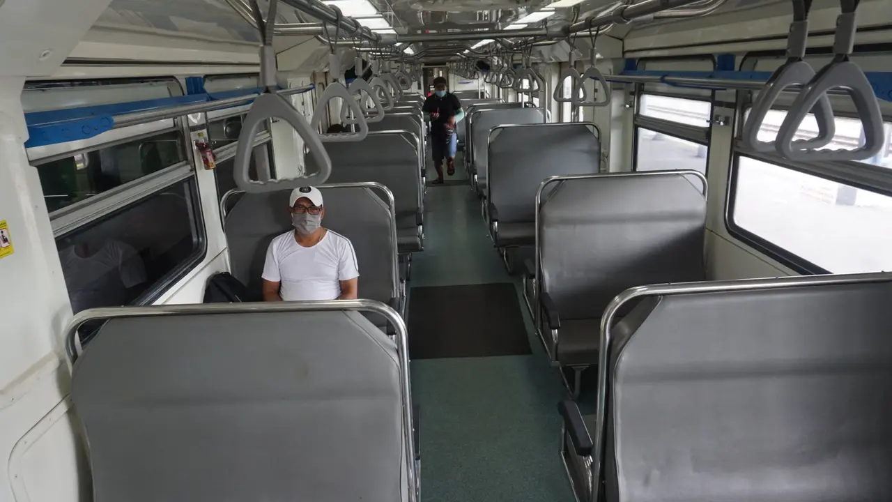 Pembatasan Penumpang KA Pramek