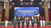 IPDN Serahkan Penghargaan untuk Pejabat Daerah dan Alumni Berprestasi