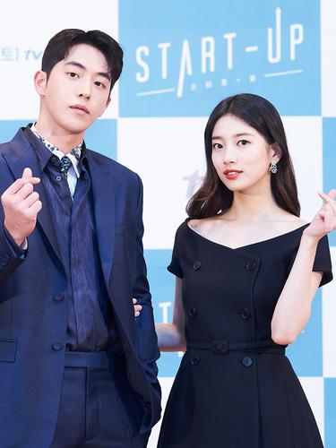 Serial Start Up Tawarkan Warna Baru Untuk Penggemar Drama Korea News Entertainment Fimela Com