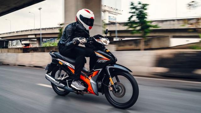 Diracik Di Subang Ban Motor Bebek Terbaru Pirelli Bercita Rasa Balap Otomotif Liputan6 Com