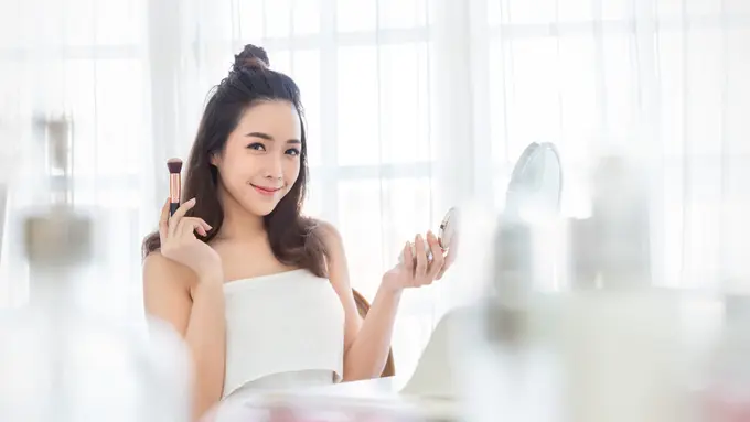 10 Tahun Menemani Perempuan Indonesia, Ini Top 10 Produk Terbaik Make Over yang Selalu Jadi Andalan