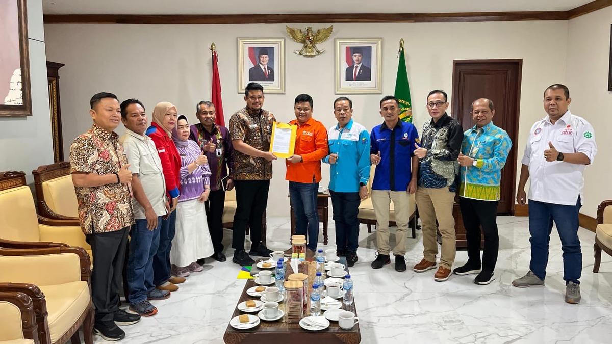 Gubernur Sumut Bobby Nasution Terima Perwakilan Saat Demo Buruh 28 Agustus 2025, Pertimbangkan Tuntutan