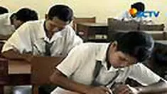 Ujian nasional ulangan tingkat SMA sederajat, hari ini, digelar serentak di segenap penjuru tanah air. Tak ingin gagal untuk kedua kalinya, para siswa menyatakan telah mempersiapkan diri lebih baik.