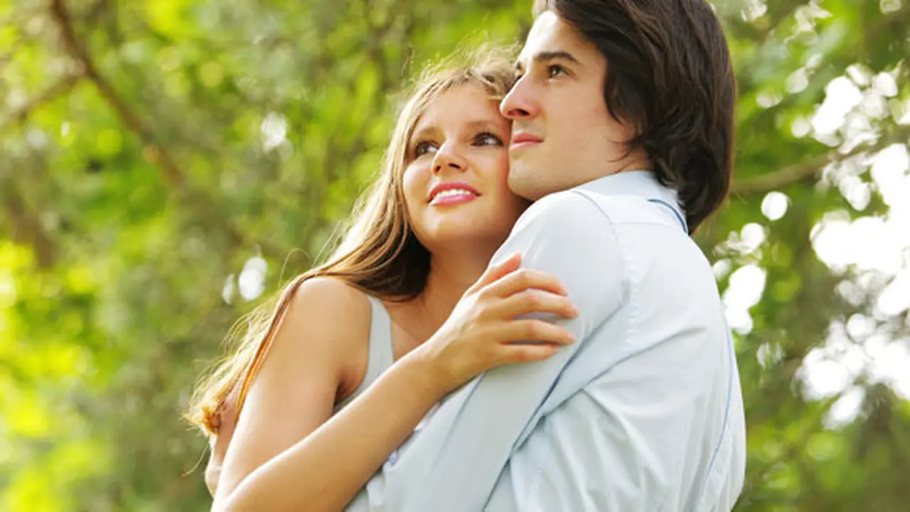 (c) shutterstock