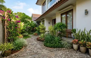 8 Tanaman Penyerap Panas untuk Samping Rumah yang Mudah Dirawat Sekaligus Percantik Tampilan Hunian