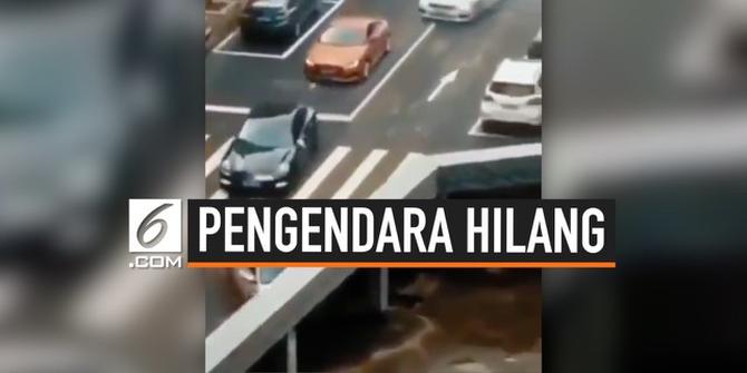 VIDEO: Puluhan Pengendara Hilang dari Jembatan, Kok Bisa?