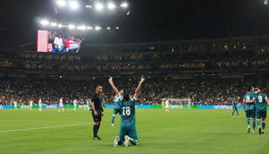 Pemain Irak, Aymen Hussein, merayakan gol yang dicetaknya ke gawang Bolivia dalam laga playoff antar-konfederasi Piala Dunia 2026 di Estadio BBVA, Guadalupe, Meksiko, Rabu (1/4/2026) siang WIB. Irak menjadi tim terakhir yang lolos ke Piala Dunia 2026 setelah menang 2-1 atas Bolivia. (AP Photo/Fernando Llano)