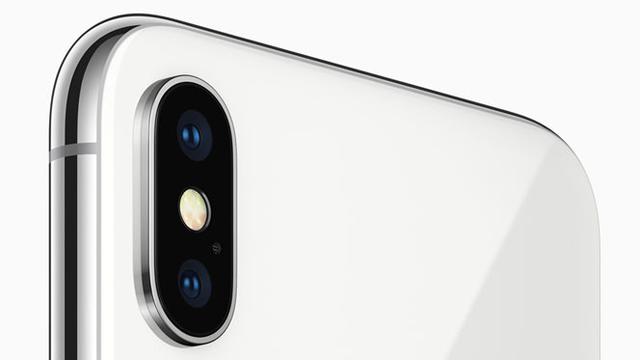 iPhone X usung kamera ganda dengan teknologi Optical Image Stabilization di kedua lensa. (Doc: Apple)