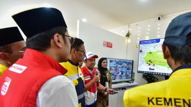 Wamen ESDM Tinjau Rest Area Batang-Semarang, Pastikan Stok BBM Aman Saat Mudik