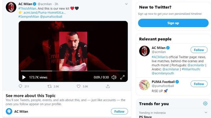 Zlatan Ibrahimovic saat tampil pada peluncuran kostum baru AC Milan 2020/2021 (Twitter AC Milan)