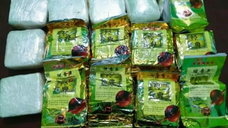 Narkoba jenis sabu dari Malaysia yang dibungkus teh China.