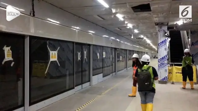 Pengerjaan Stasiun MRT Senayan telah mencapai 90 persen. Pada akhir tahun, pekerjaan sipil diharapkan tuntas.