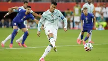 Penyerang Timnas Portugal bernomor punggung 07, Cristiano Ronaldo, mencetak gol pertama timnya dari titik penalti selama pertandingan babak 32 besar Piala Dunia 2026 antara Portugal dan Kroasia di Stadion Toronto, Toronto, pada 3 Juli 2026. (Kamil Krzaczynski/AFP)