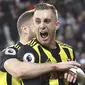 Pemain Watford, Gerard Deulofeu, melakukan selebrasi usai membobol gawang West Ham United pada laga Premier League di Stadion London, Sabtu (22/12). Watford menang 2-0 atas West Ham United. (AP/Chris Radburn)