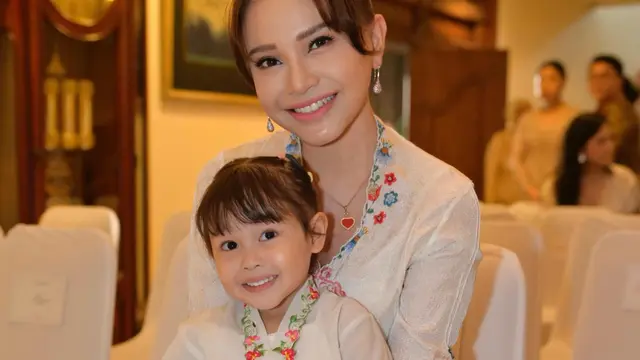 Wajah Raina Mirip Rossa Saat Kecil, Tingkahnya Disebut Sangat Identik